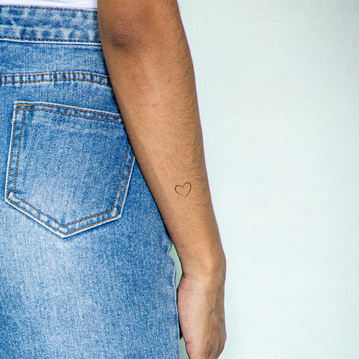 Offenes Herz aus Linien Temporäres Tattoo