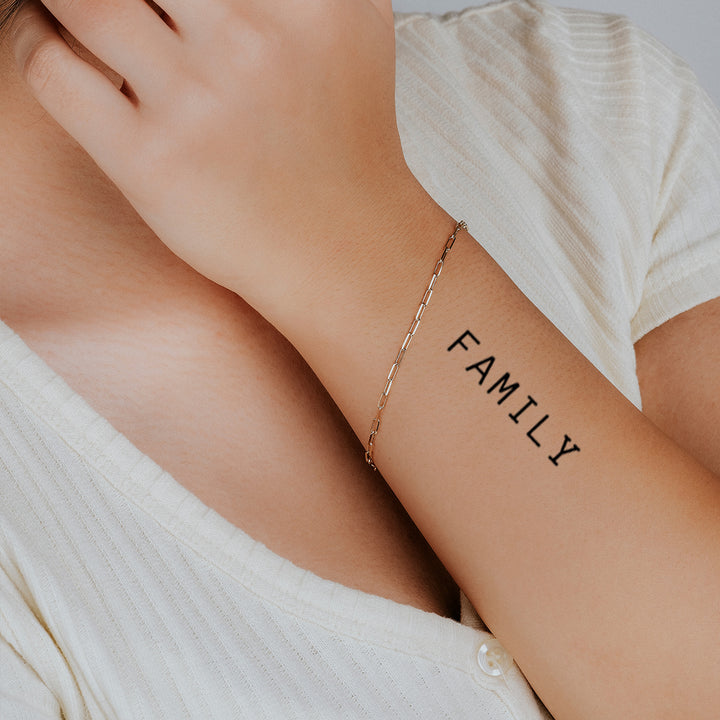Mini FAMILY Schriftzug Temporäres Tattoo