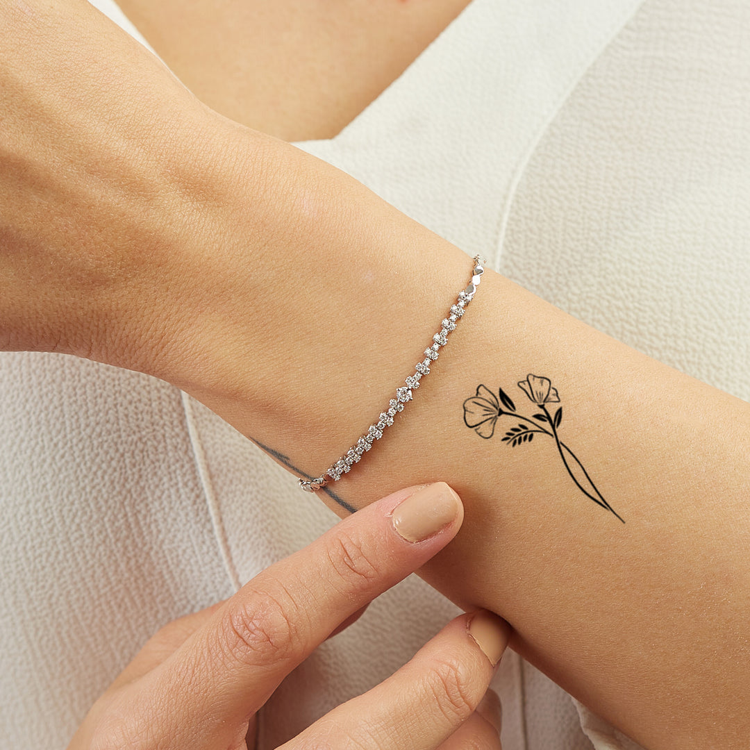 Einfache Blume Temporaeres Tattoo